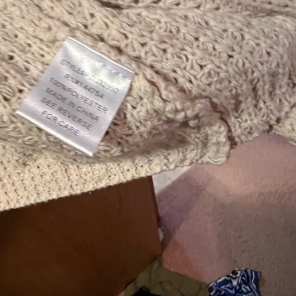 Davi & Dani Cream Open Front Sweater with Multicolor Crocheted sleeves. Size 3X - Picture 5 of 5